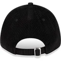czarna-regulowana-czapka-z-zakrzywionym-daszkiem-9forty-wide-cord-new-york-yankees-mlb-od-new-era