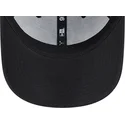 czarna-zakrzywiona-czapka-z-regulacja-z-zielonym-logo-new-york-yankees-mlb-9forty-neon-od-new-era