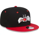 czarna-i-czerwona-plaska-czapka-snapback-9fifty-z-sylwestrem-looney-tunes-od-new-era