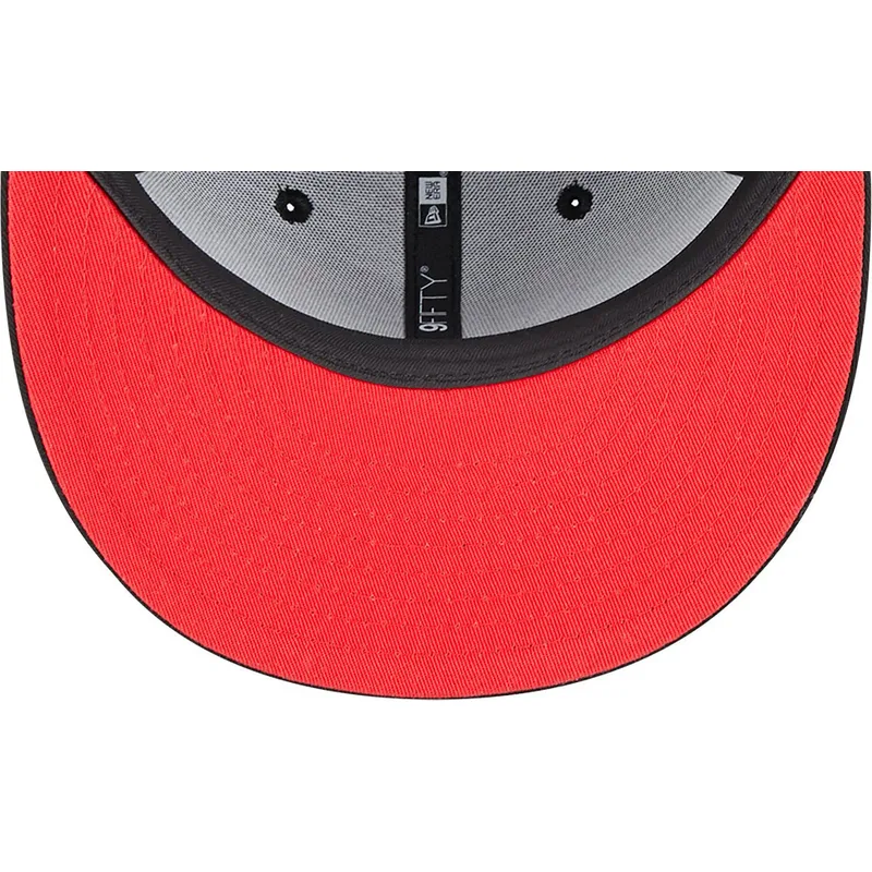 czapki-plana-czarny-snapback-9fifty-split-chicago-bulls-nba-new-era