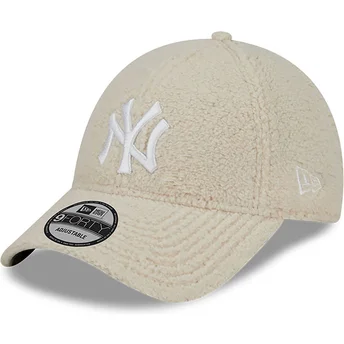 czapki-curva-bezowy-tasma-regulowana-9forty-teddy-new-york-yankees-mlb-new-era