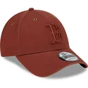 brazowa-czapka-z-zakrzywionym-daszkiem-regulowana-z-brazowym-logo-9forty-washed-canvas-boston-red-sox-mlb-od-new-era
