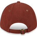 brazowa-czapka-z-zakrzywionym-daszkiem-regulowana-z-brazowym-logo-9forty-washed-canvas-boston-red-sox-mlb-od-new-era