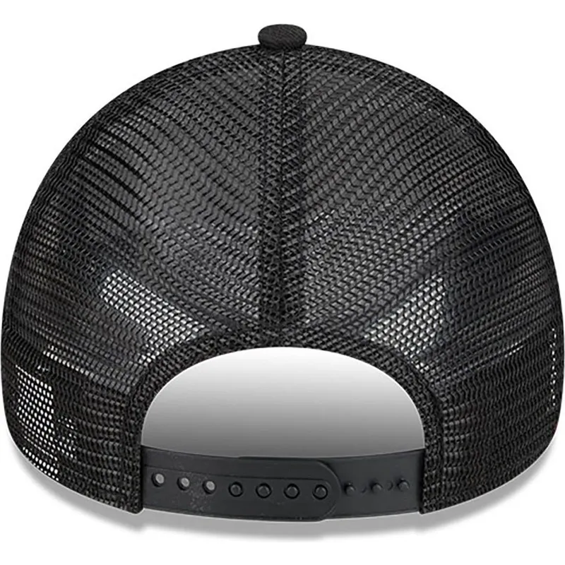 czapki-curva-czarny-snapback-a-frame-new-era