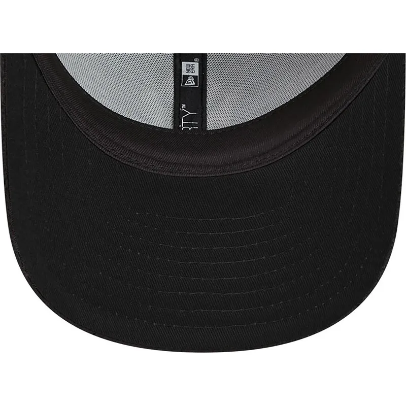 czarna-regulowana-czapka-z-zakrzywionym-daszkiem-9forty-teddy-new-york-yankees-mlb-new-era