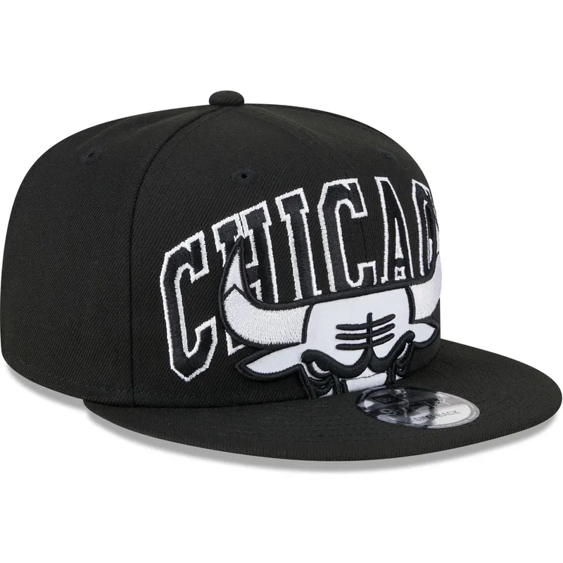 czarna-plaska-czapka-snapback-9fifty-tip-off-2023-chicago-bulls-nba-new-era