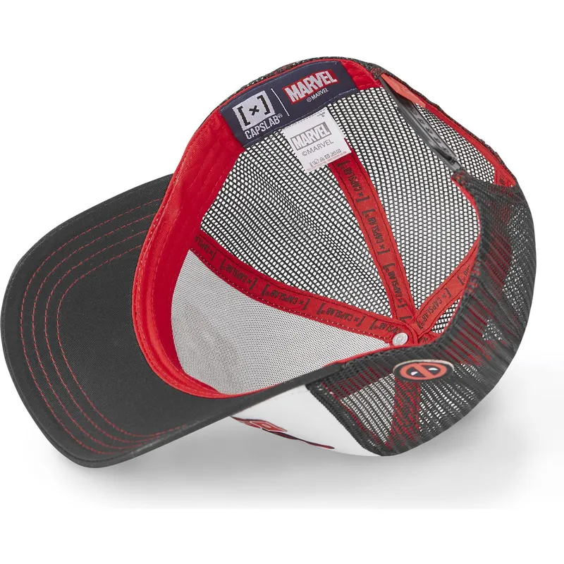 czapki-curva-czarny-snapback-deadpool-marvel-comics-capslab czapki-curva-czarny-snapback-deadpool-marvel-comics-capslab