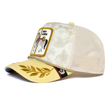 czapka-truckerka-biala-i-bezowa-kon-high-horse-altus-equo-carousel-the-farm-od-goorin-bros