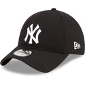 czarna-zakrzywiona-czapka-z-daszkiem-regulowana-9twenty-herringbone-new-york-yankees-mlb-od-new-era
