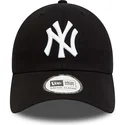 czapka-z-zakrzywionym-daszkiem-czarna-regulowana-9twenty-league-essential-new-york-yankees-mlb-new-era