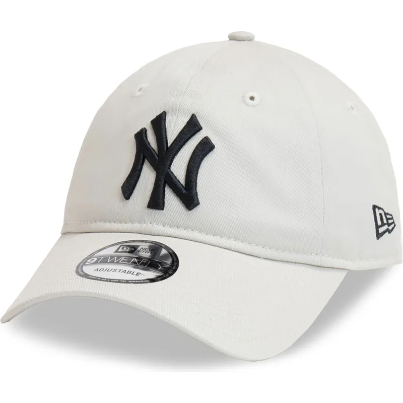 bezowa-regulowana-czapka-z-zakrzywionym-daszkiem-z-czarnym-logo-9twenty-league-essential-new-york-yankees-mlb-new-era
