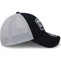 granatowo-biala-czapka-trucker-9forty-stretch-snap-tab-new-york-yankees-mlb-marki-new-era