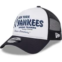 biala-i-granatowa-czapka-trucker-9forty-a-frame-team-new-york-yankees-mlb-od-new-era