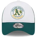 biala-i-zielona-czapka-truckerka-9forty-a-frame-circle-oakland-athletics-mlb-od-new-era
