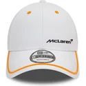 biala-zakrzywiona-regulowana-czapka-9forty-z-kontrastowym-obszyciem-mclaren-racing-formula-1-od-new-era