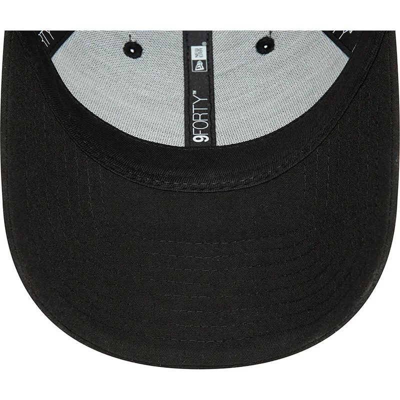 czarna-regulowana-czapka-z-zakrzywionym-daszkiem-9forty-repreve-wordmark-manchester-united-football-club-premier-league-new-era