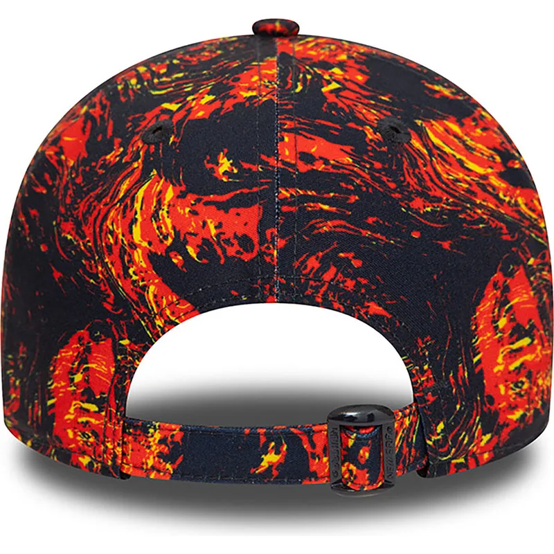 czapki-curva-czerwony-tasma-regulowana-9forty-all-over-print-red-bull-racing-formula-1-new-era czapki-curva-czerwony-tasma-regulowana-9forty-all-over-print-red-bull-racing-formula-1-new-era