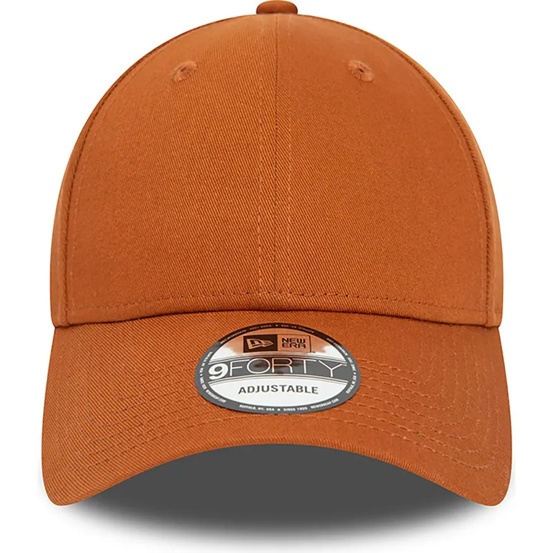 brazowa-zakrzywiona-regulowana-czapka-9forty-essential-od-new-era