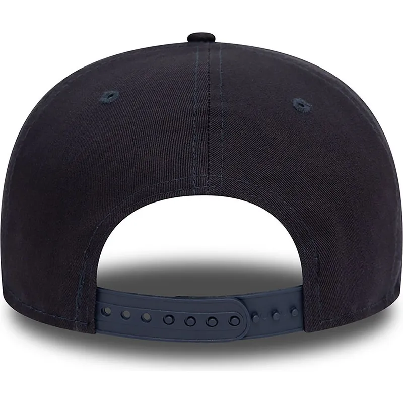 czapki-plana-granatowy-snapback-9fifty-outline-new-york-yankees-mlb-new-era czapki-plana-granatowy-snapback-9fifty-outline-new-york-yankees-mlb-new-era