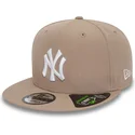 brazowa-czapka-snapback-z-plaskim-daszkiem-9fifty-repreve-new-york-yankees-mlb-od-new-era