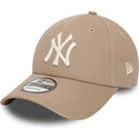 czapki-curva-brazowy-tasma-regulowana-claro-9forty-league-essential-new-york-yankees-mlb-new-era
