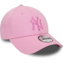 czapki-curva-roz-tasma-regulowana-9forty-league-essential-new-york-yankees-mlb-new-era