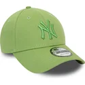 czapki-curva-zielony-tasma-regulowana-9forty-league-essential-new-york-yankees-mlb-new-era