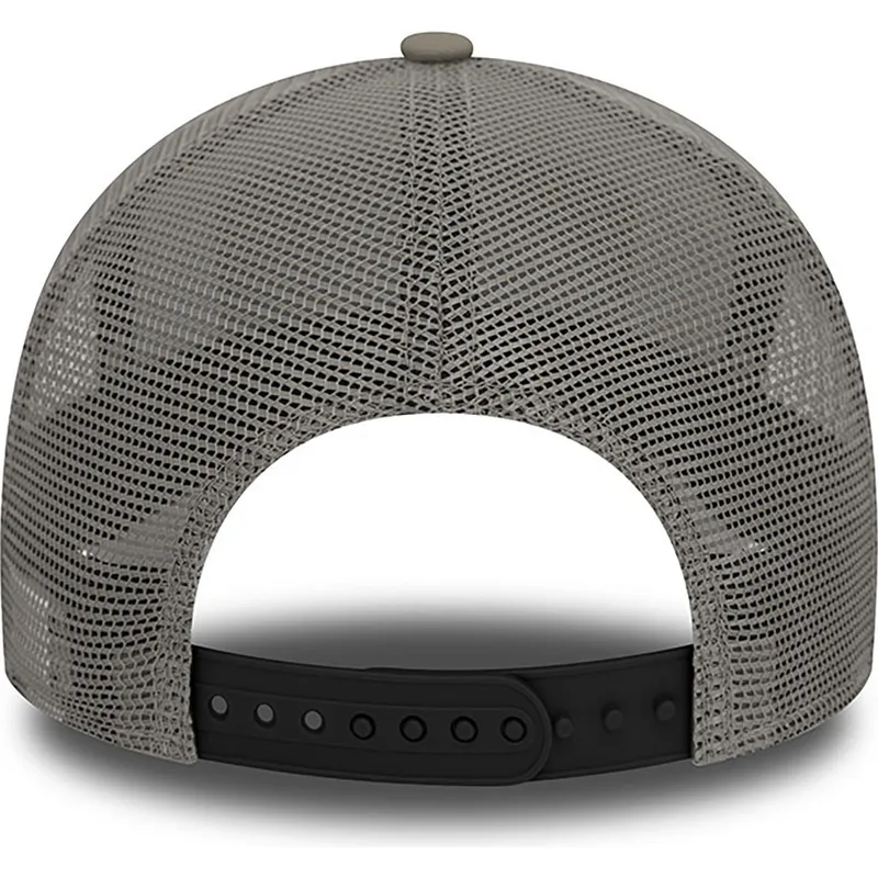 czapki-curva-czarny-snapback-a-frame-new-era czapki-curva-czarny-snapback-a-frame-new-era