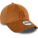 czapki-curva-brazowy-tasma-regulowana-9forty-cord-new-york-yankees-mlb-new-era