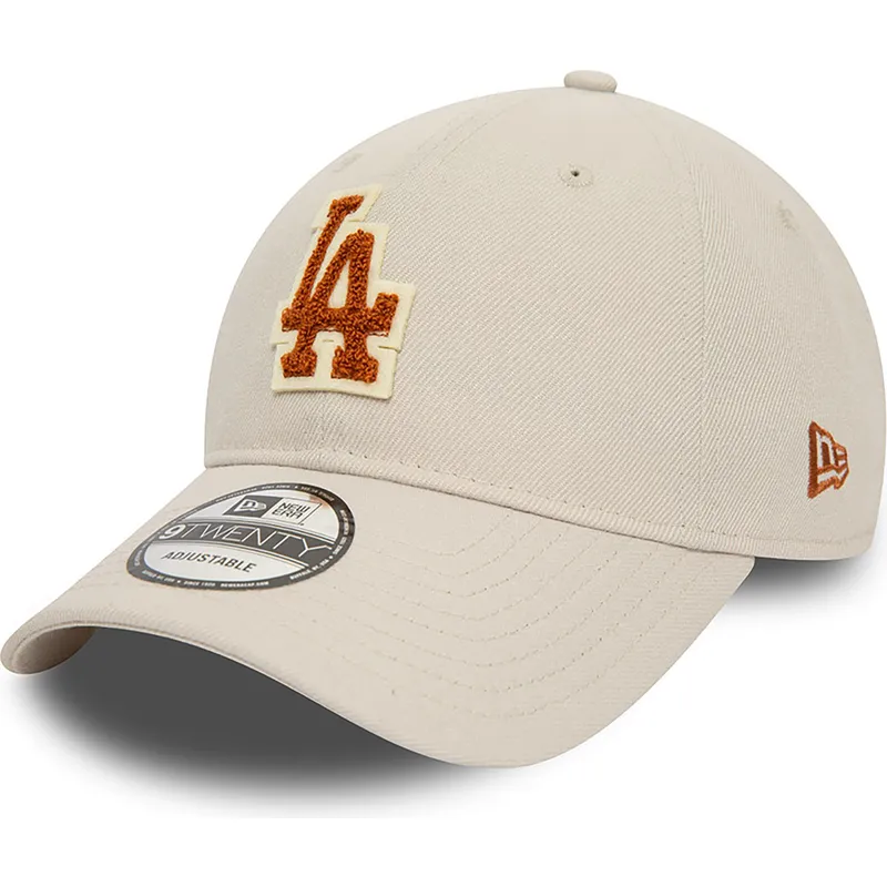 czapka-z-daszkiem-bezowa-regulowana-z-brazowym-logo-9twenty-boucle-los-angeles-dodgers-mlb-od-new-era