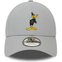 czapki-curva-szary-tasma-regulowana-9forty-character-pato-lucas-looney-tunes-new-era