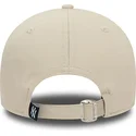 czapki-curva-bezowy-tasma-regulowana-9forty-food-character-new-york-yankees-mlb-new-era