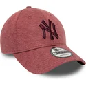 czapki-curva-czerwony-tasma-regulowana-granate-granate-9forty-jersey-essential-new-york-yankees-mlb-new-era