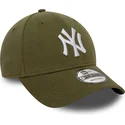 czapki-curva-zielony-tasma-regulowana-9forty-jersey-essential-new-york-yankees-mlb-new-era