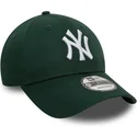 ciemnozielona-regulowana-czapka-z-zakrzywionym-daszkiem-9forty-league-essential-new-york-yankees-mlb-new-era