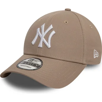 Brązowa jasna regulowana czapka z daszkiem 9FORTY League Essential New York Yankees MLB New Era