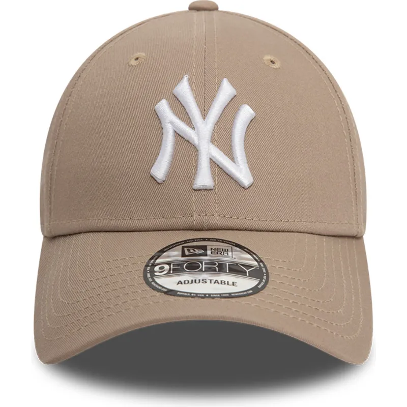brazowa-jasna-regulowana-czapka-z-daszkiem-9forty-league-essential-new-york-yankees-mlb-new-era