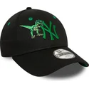 czarna-zakrzywiona-czapka-regulowana-z-zielonym-logo-dla-chlopca-9forty-graphic-dinozaur-new-york-yankees-mlb-od-new-era