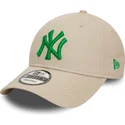czapki-curva-bezowy-tasma-regulowana-9forty-league-essential-new-york-yankees-mlb-new-era