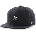 granatowa-czapka-z-daszkiem-typu-snapback-new-york-yankees-mlb-centerfield-marki-47-brand