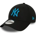 czarna-regulowana-czapka-z-zakrzywionym-daszkiem-z-niebieskim-logo-9forty-league-essential-new-york-yankees-mlb-od-new-era