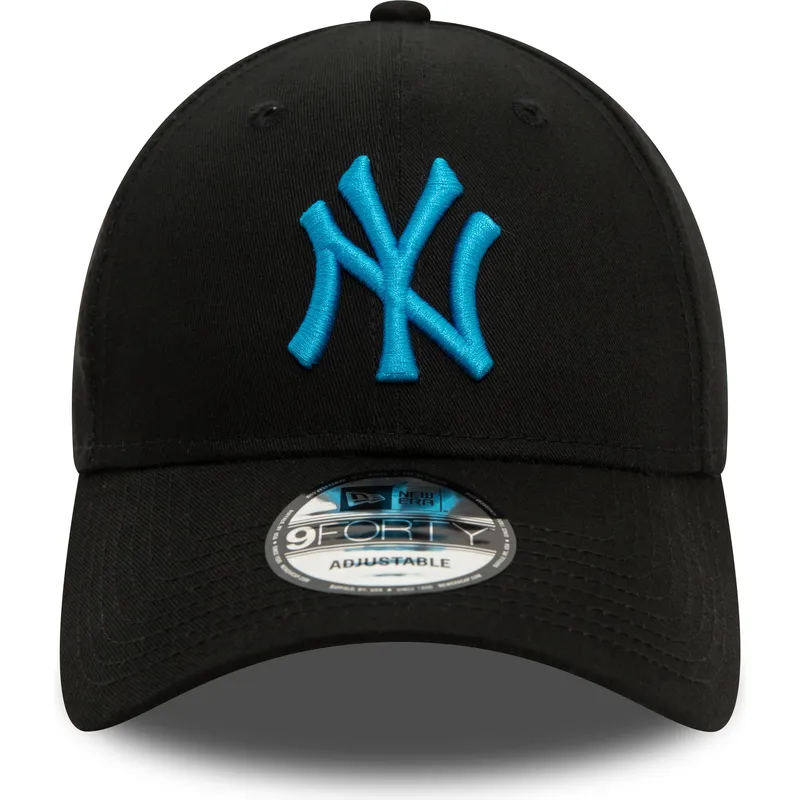 czarna-regulowana-czapka-z-zakrzywionym-daszkiem-z-niebieskim-logo-9forty-league-essential-new-york-yankees-mlb-od-new-era