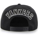 plaska-czapka-czarna-snapback-z-duzym-logo-new-york-yankees-mlb-47-brand