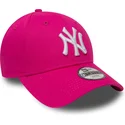 rozowa-zakrzywiona-regulowana-czapka-dziecieca-9forty-essential-new-york-yankees-mlb-od-new-era