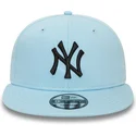 czapki-plana-niebieski-snapback-claro-negro-9fifty-league-essential-new-york-yankees-mlb-new-era