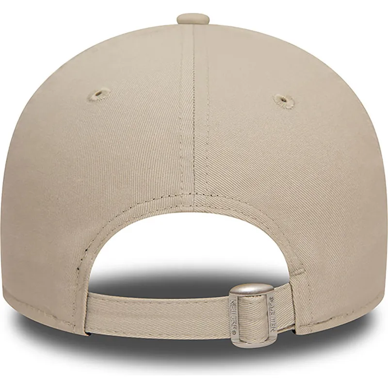 czapki-curva-bezowy-tasma-regulowana-claro-9forty-league-essential-new-york-yankees-mlb-new-era