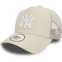 new-era-white-logo-a-frame-league-essential-new-york-yankees-mlb-beige-trucker-hat