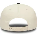 bezowo-czarna-czapka-z-plaskim-daszkiem-snapback-9fifty-z-logo-chicago-bulls-nba-od-new-era
