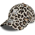 damska-czapka-z-daszkiem-z-regulacja-9forty-jacquard-z-motywem-lamparta-new-york-yankees-mlb-od-new-era