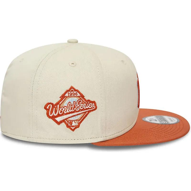 czapki-plana-bezowy-snapback-marron-9fifty-patch-new-york-yankees-mlb-new-era